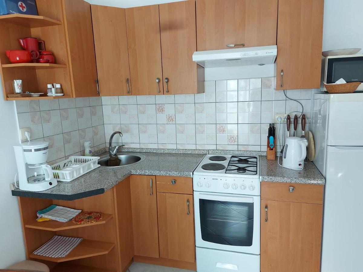 Vila Kraljica Malinska Habitación foto